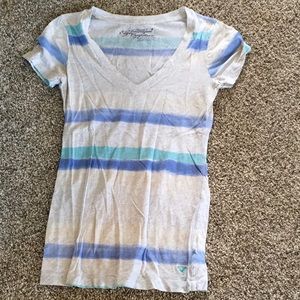 American eagle v neck T-shirt